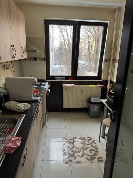 Baba Novac, Titan, ap. 2 camere, et. 1/4